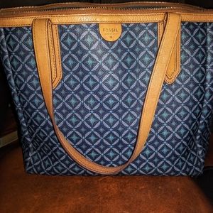 Gorgeous Fossil Sydney Blue Geometric Tote Bag